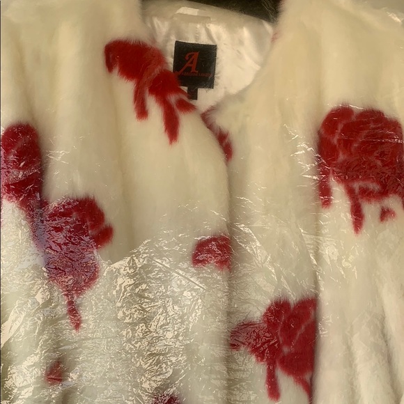 ⭐️⭐️❤️ADRIENNE LANDAU FAUX FUR JACKET ❤️⭐️⭐️ - Picture 4 of 8